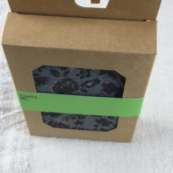 Urban Outfitters Green-Aqua Floral Tights - Picture 3 of 4